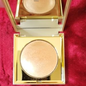 Stila Heavens Hue Highlighter in Brillance